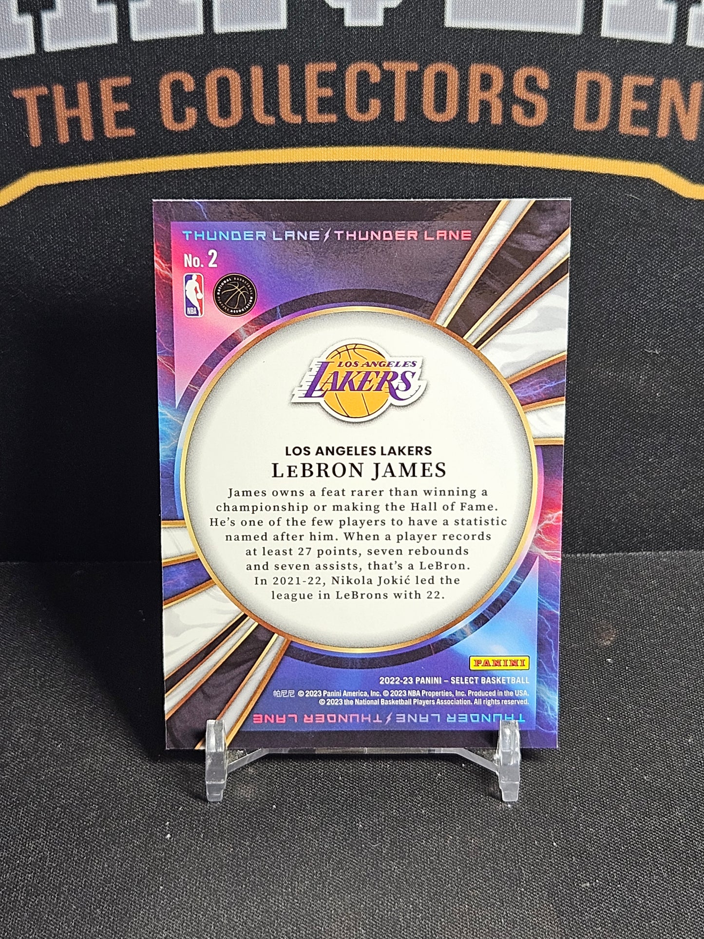 LeBron James 2022-23  Panini Select Basketball Thunder Lane - LA Lakers