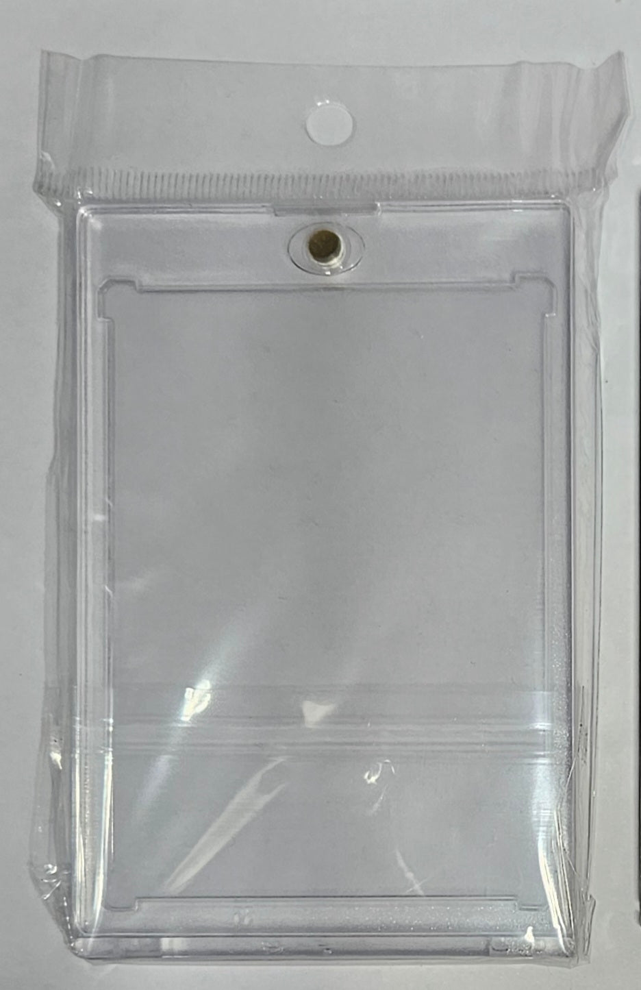 One Touch 35pt Mag-Lock Card Case